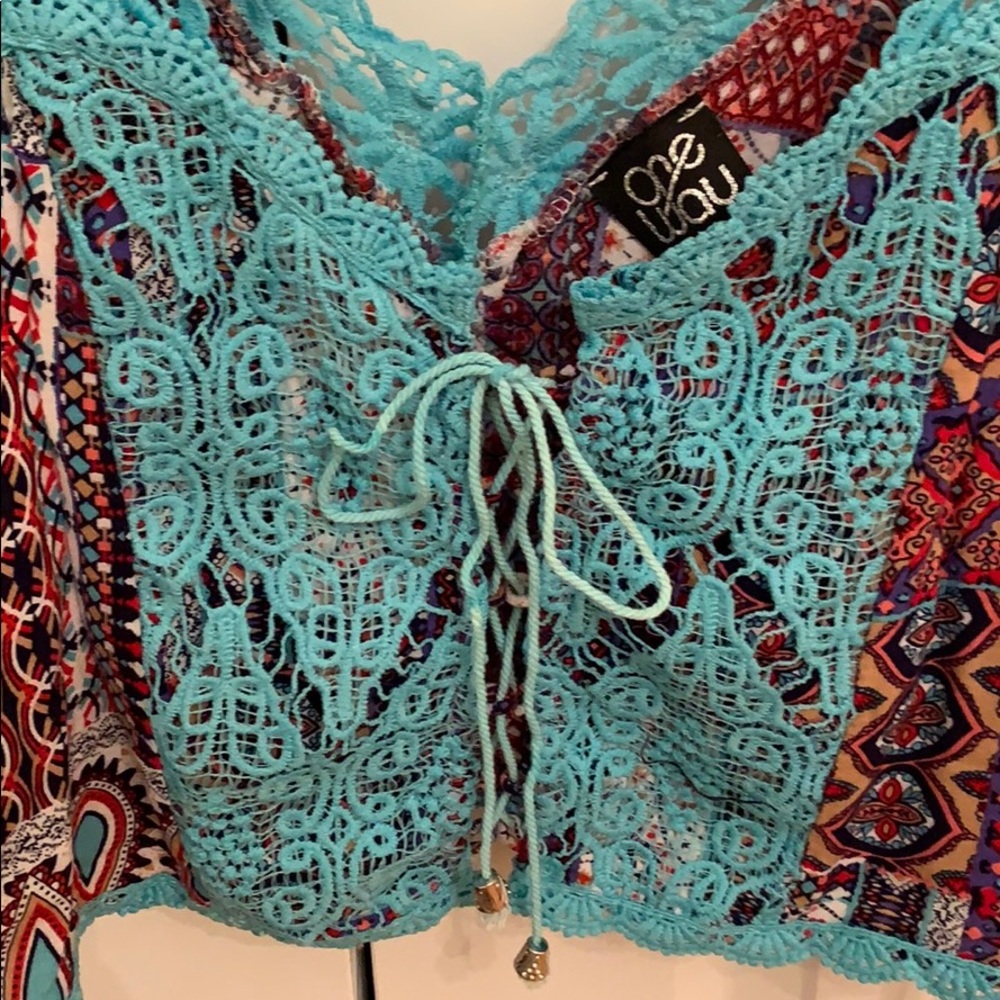 LF CROP TOP - Picture 2 of 3